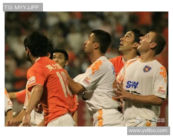 金鱼眼足球明星的传奇人生与场上风采揭秘